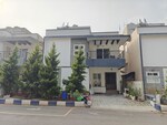 4 BHK + Pooja Room 2300 Sq.Ft. Villa in Pavani Petals