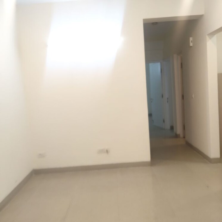 Room, emaar-emerald-estate 2 Bedroom 1020 Sq.Ft. Apartment In Sector 65 Gurgaon 9911649