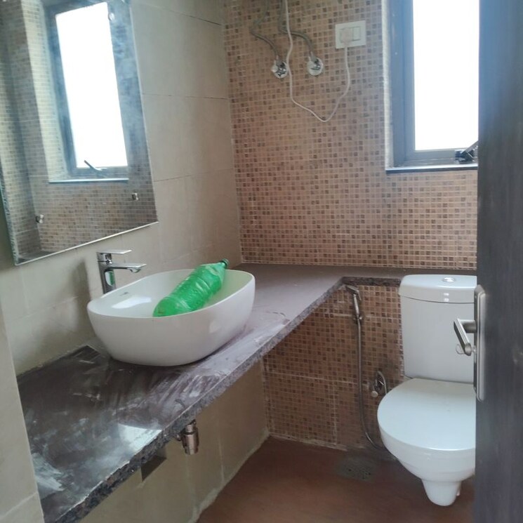 Bathroom, unitech-the-residences-sector-33 2 Bedroom 1060 Sq.Ft. Apartment In Sector 33 Gurgaon 9911653