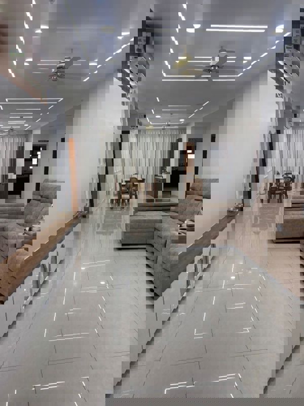 4 BHK + Pooja Room,Servant Room 2708 Sq.Ft. Apartment in Prestige Beverly Hills