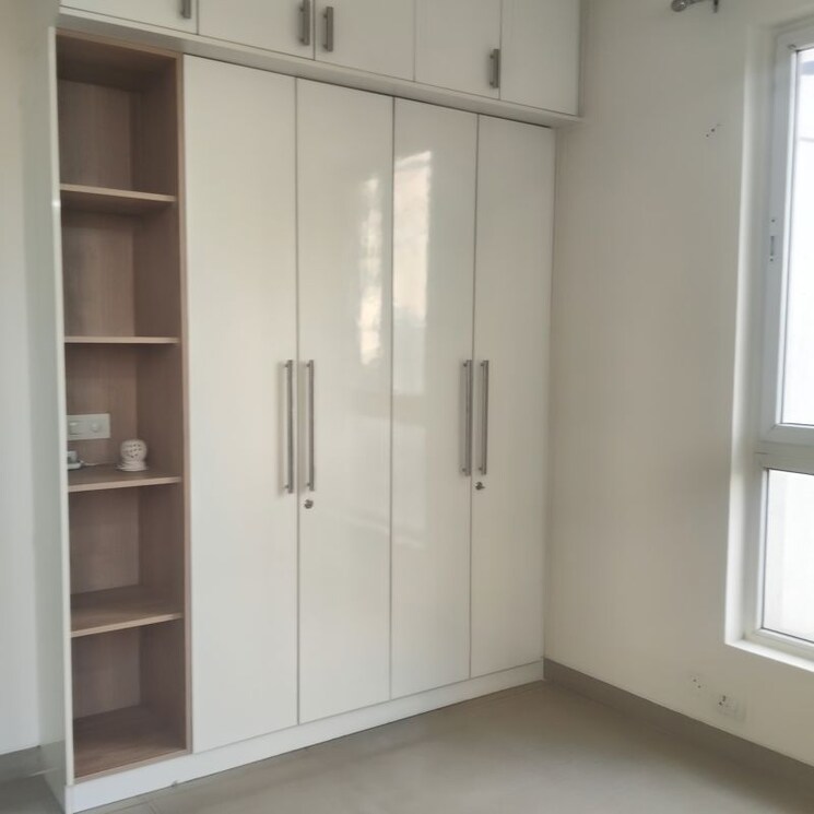 undefined, emaar-emerald-estate 2 Bedroom 1020 Sq.Ft. Apartment In Sector 65 Gurgaon 9911661