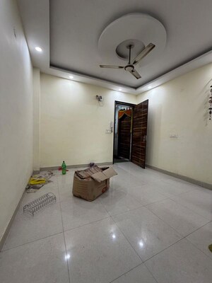 Living Room in 1 BHK Builder Floor at Dwarka Mor – for Rent