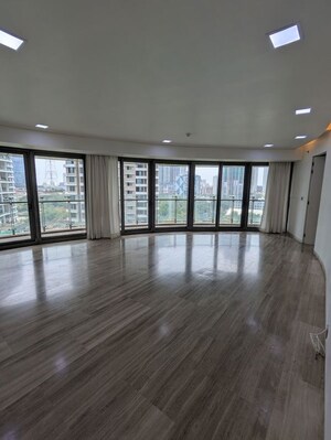 Room in 4 BHK Apartment at Lodha The World Towers World One Tier 2, Worli – for Rent