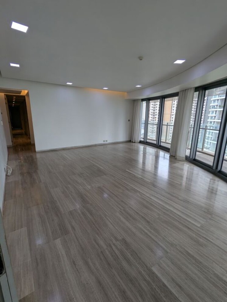 Room, lodha-the-world-towers-world-one-tier-2 4 Bedroom 2600 Sq.Ft. Apartment In Worli Mumbai 9911681