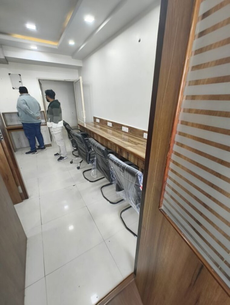 Balcony, mansarovar Commercial Office Space 433 Sq.Ft. In Mansarovar Jaipur 9911715