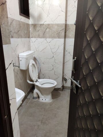 1 BHK Builder Floor For Rent in Rohini Sector 8