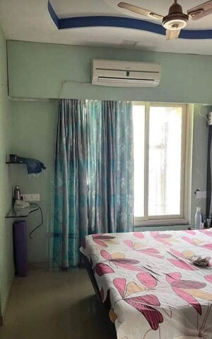 Room in  Pg at Goregaon East – for Rent