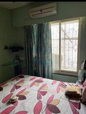 Room in  Pg at Goregaon East – for Rent