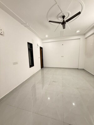 2.5 BHK Builder Floor For Rent in Chattarpur