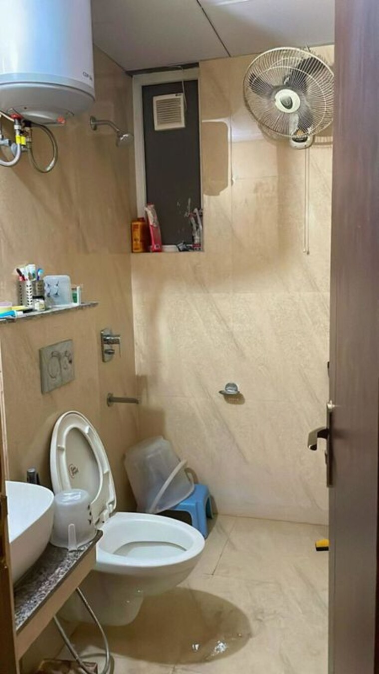 Bathroom, affinity-greens 3 Bedroom 1305 Sq.Ft. Apartment In International Airport Road Zirakpur 9911817
