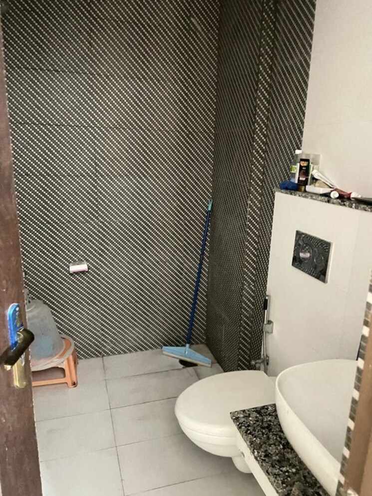 Bathroom, affinity-greens 3 Bedroom 1305 Sq.Ft. Apartment In International Airport Road Zirakpur 9911817