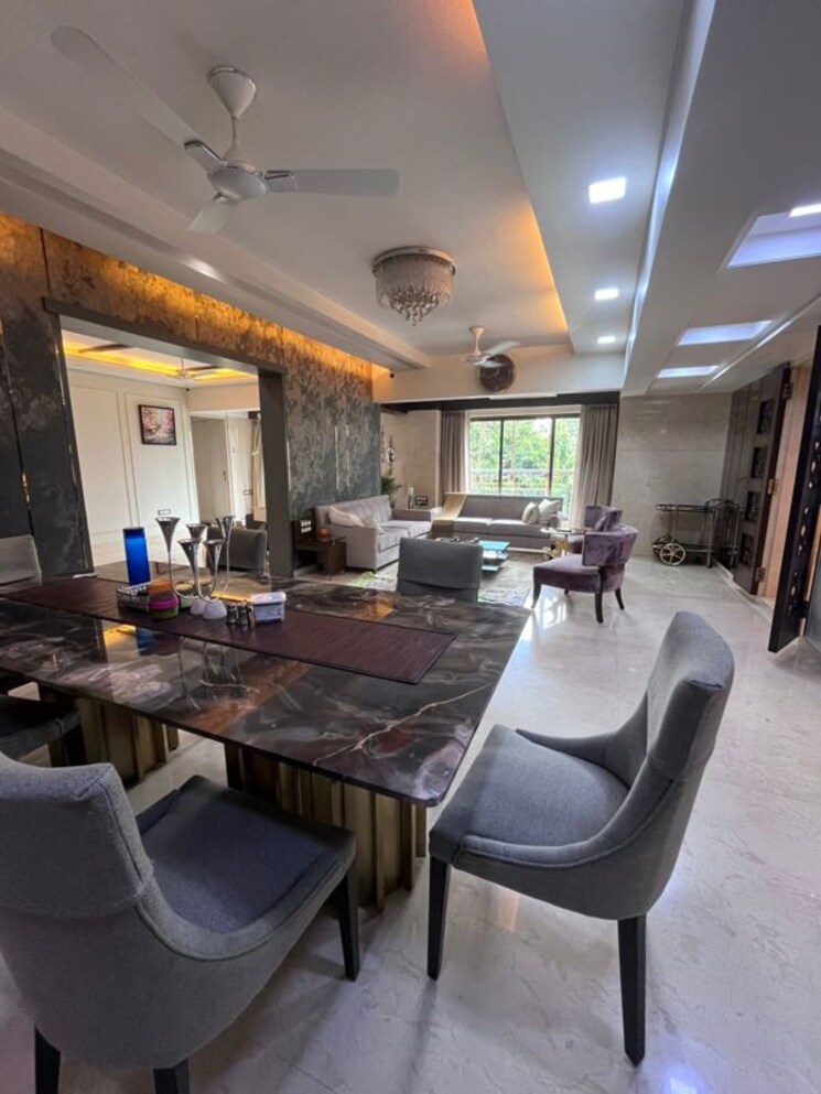 Dining area, lokhandwala complex 5 Bedroom 3000 Sq.Ft. Apartment In Lokhandwala Complex Mumbai 9911803
