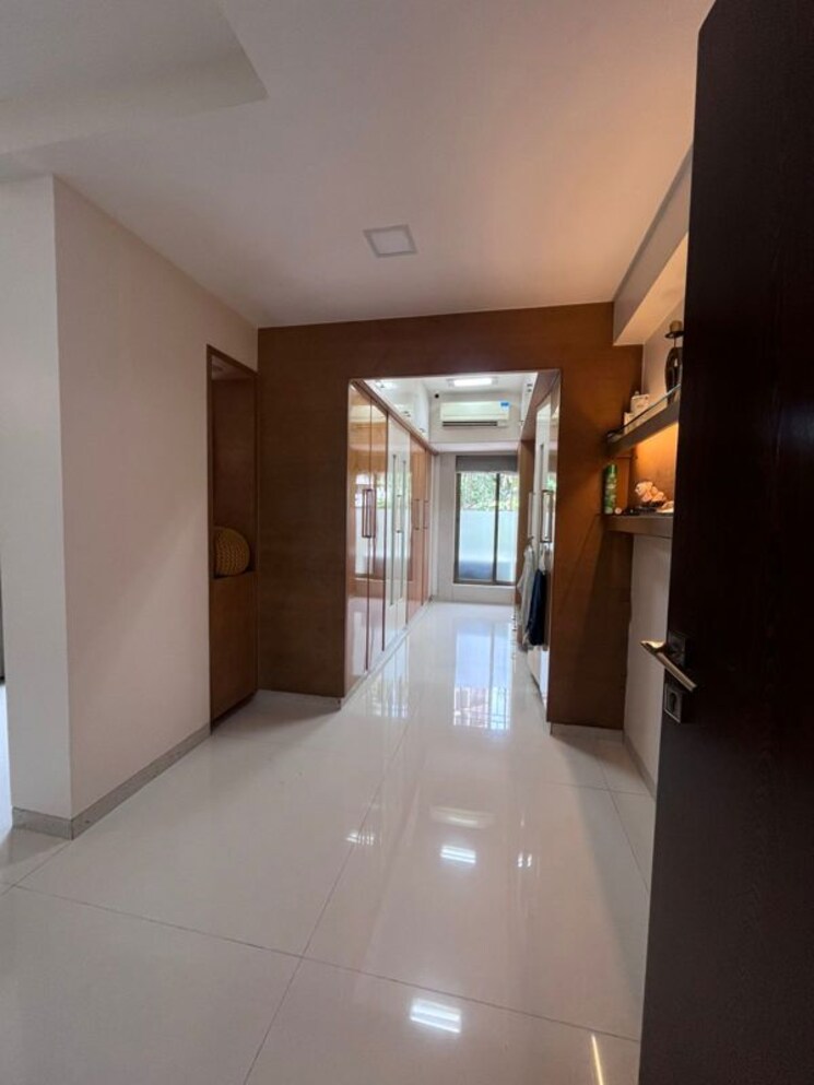 undefined, lokhandwala complex 5 Bedroom 3000 Sq.Ft. Apartment In Lokhandwala Complex Mumbai 9911803