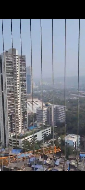 1 BHK Apartment For Rent in UK Iridium, Kandivali East