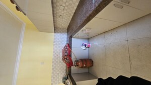 Furnished Amenities in 4 BHK Apartment at Parsvnath Royale Floors, Uattardhona – for Rent