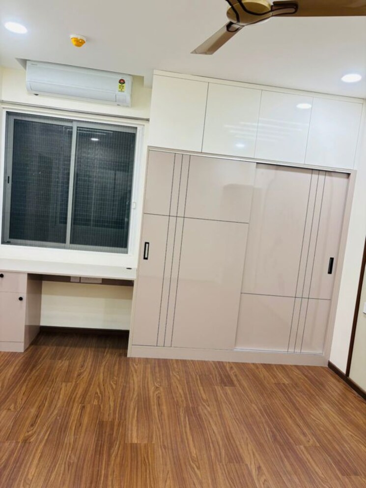 Master Bedroom, aurobindo-the-regent 3 Bedroom 1663 Sq.Ft. Apartment In Kondapur Hyderabad 9911816