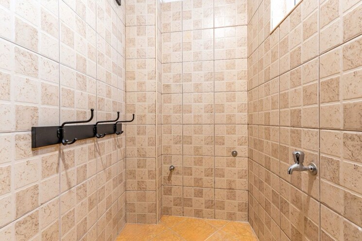 Bathroom, vaswani-exquisite 3.5 Bedroom 2315 Sq.Ft. Apartment In Whitefield Bangalore 9911872