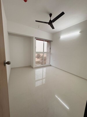 Room in 2.5 BHK Apartment at Lodha Codename Premier, Dombivli East – for Rent