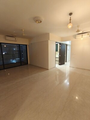 3 BHK Apartment For Rent in Kalpataru Mugnus, Bandra East