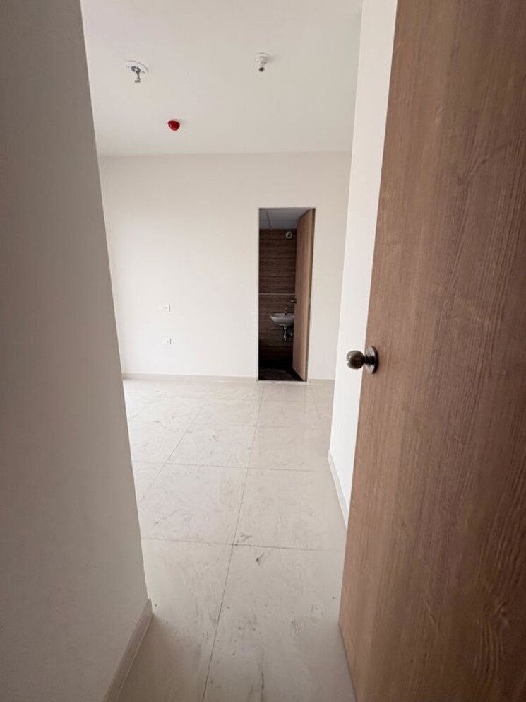 Bathroom, lodha-codename-premier 2 Bedroom 656 Sq.Ft. Apartment In Dombivli East Thane 9911925