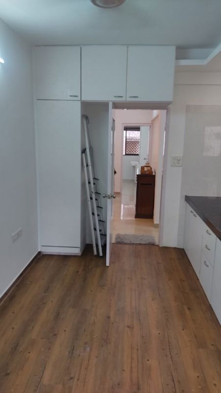 Room, andheri west 1 Bedroom 475 Sq.Ft. Apartment In Andheri West Mumbai 9911845