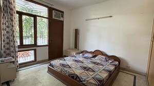 Bedroom in 4 BHK Apartment at Suncity Heights, Sector 54 – for Rent