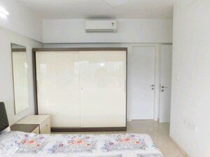 Room in 2 BHK Apartment at Godrej The Trees, Vikhroli East – for Rent