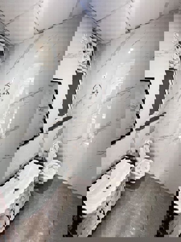 Bathroom, smart-world-gems 2.5 Bedroom 1194 Sq.Ft. Builder Floor In Sector 89 Gurgaon 9911939