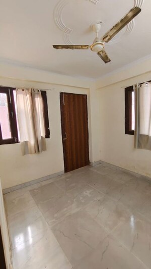 2.5 BHK Builder Floor For Rent in New Ashok Nagar