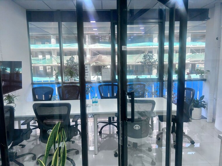 Team Area, sanjay park Commercial Office Space 500 Sq.Ft. In Sanjay Park Pune 9897506