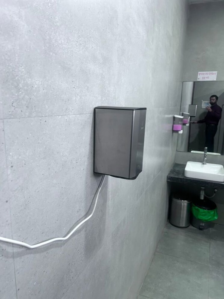 Bathroom, sanjay park Commercial Office Space 500 Sq.Ft. In Sanjay Park Pune 9897506