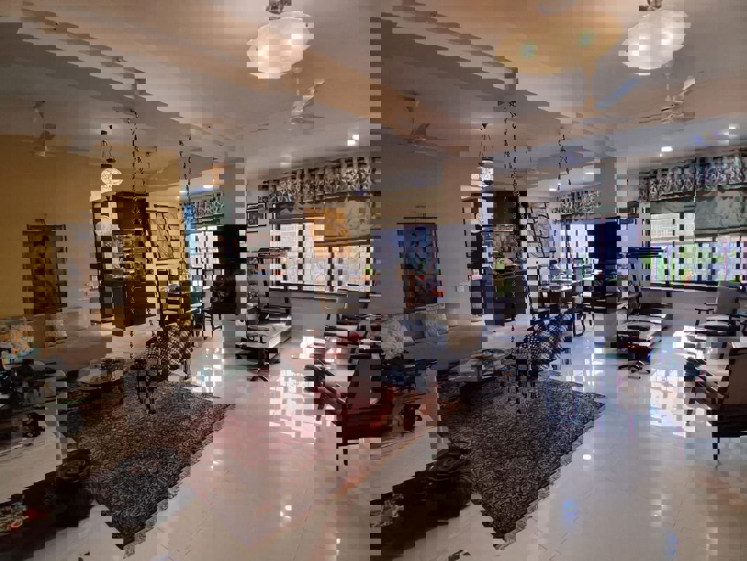 4 BHK + Study Room,Store Room Apartment For Rent in Lokhandwala Complex