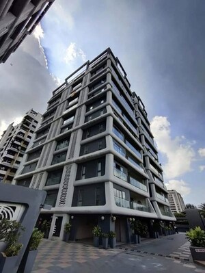 4 BHK Apartment For Sale in Vesu