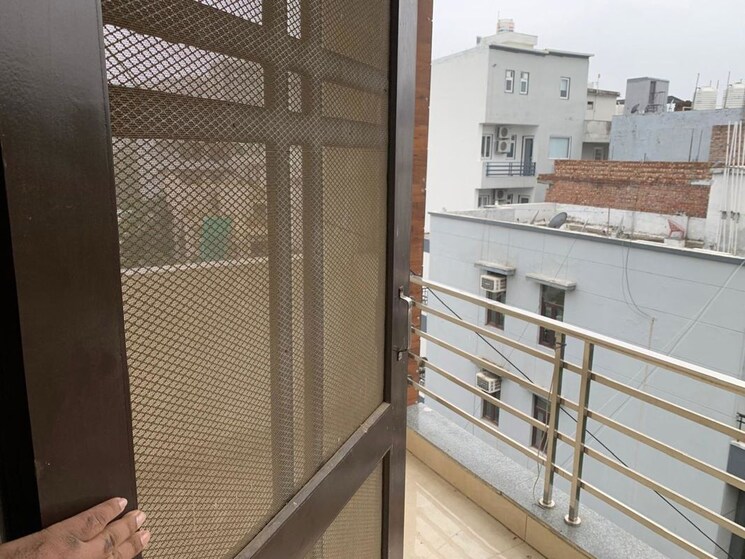 Balcony, ansal-sushant-lok-i 3 Bedroom 1500 Sq.Ft. Builder Floor In Sector 43 Gurgaon 9912091