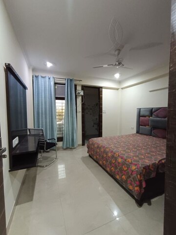 Living Room in 3 BHK Builder Floor at Ansal Sushant Lok I, Sector 43 – for Rent