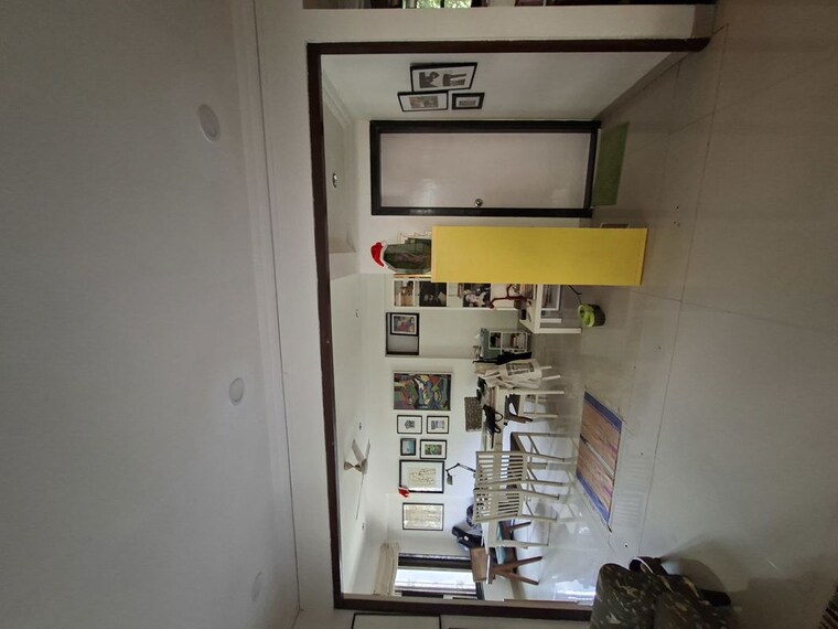 Dining area, grand-paradise 3 Bedroom 1400 Sq.Ft. Apartment In Pali Hill Mumbai 9738512