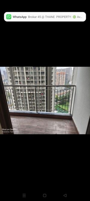 Room in 2 BHK Apartment at Kalpataru Paramount, Kapur Bawdi – for Sale