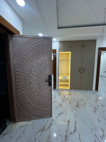 Bathroom in 3 BHK Builder Floor at BP Homes, Sector 85 – for Rent