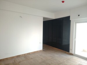 Room in 3 BHK Apartment at Purvanchal Royal City, Chi V Greater Noida – for Sale