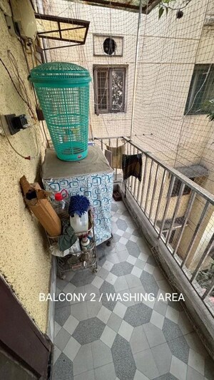 Balcony in 1 RK Apartment at RWA Apartments Sector 30, Sector 30 – for Rent