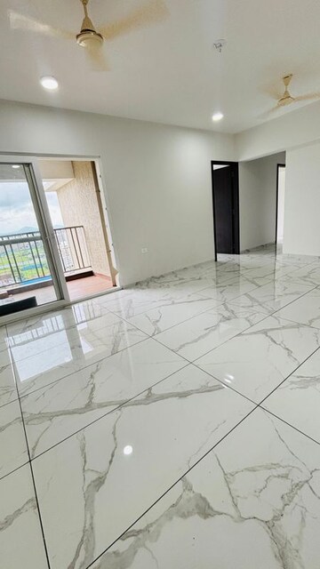 Room in 3 BHK Apartment at Rahul Downtown, Punawale – for Rent