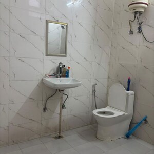 Bathroom in 2 BHK Builder Floor at RWA Residential Society Sector 46, Jharsa – for Rent