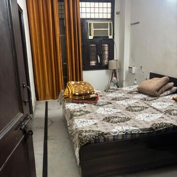 Bedroom in 2 BHK Builder Floor at RWA Residential Society Sector 46, Jharsa – for Rent