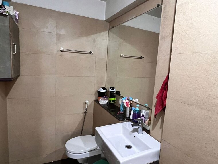 Bathroom, spenta-palazzio 2 Bedroom 1000 Sq.Ft. Apartment In Sakinaka Mumbai 9912231