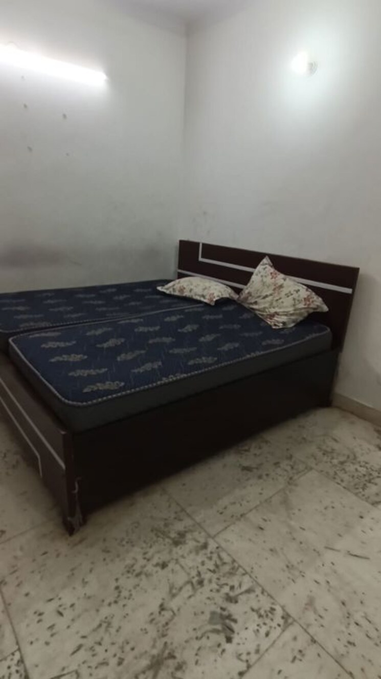 Bedroom, malviya nagar 1 Bedroom 500 Sq.Ft. Builder Floor In Malviya Nagar Delhi 9912260