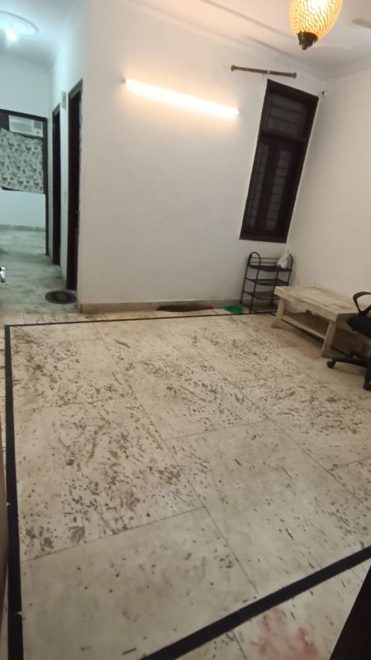 Room, malviya nagar 1 Bedroom 500 Sq.Ft. Builder Floor In Malviya Nagar Delhi 9912260