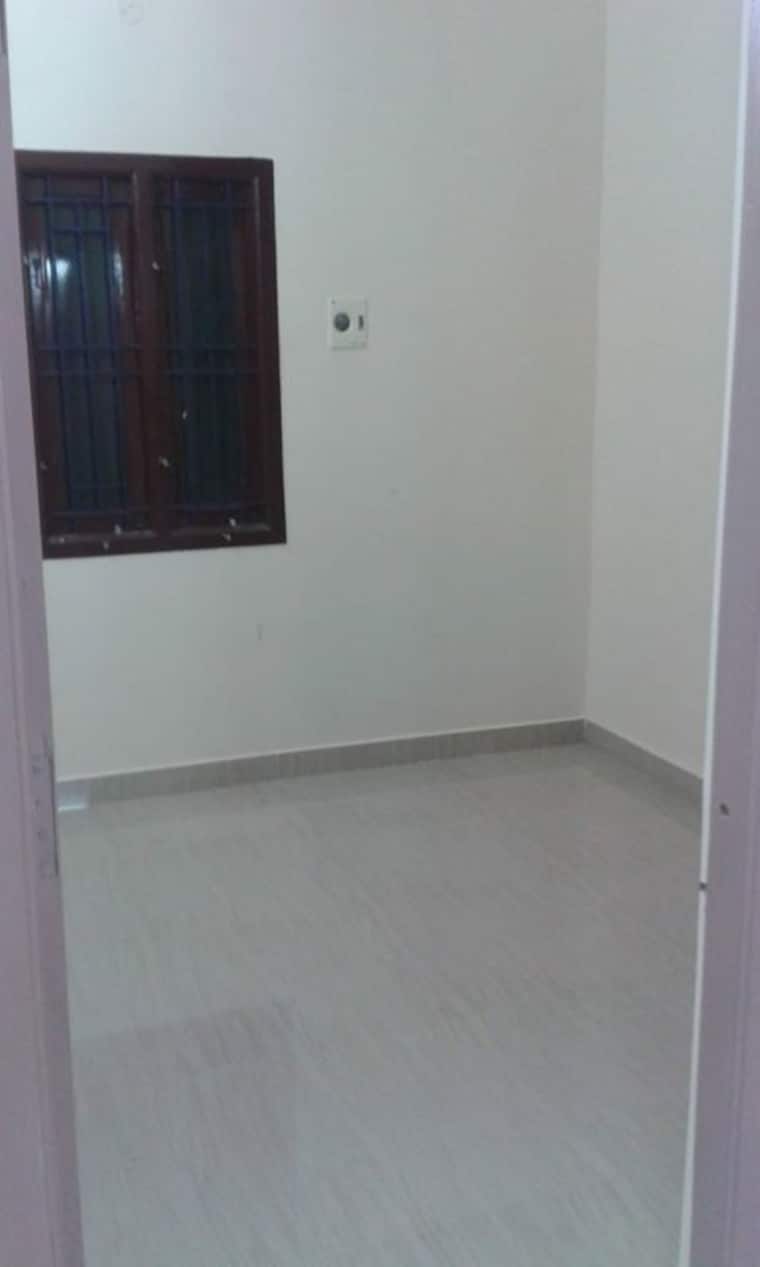 Room, pallavaram 2 Bedroom 720 Sq.Ft. Apartment In Pallavaram Chennai 9912298