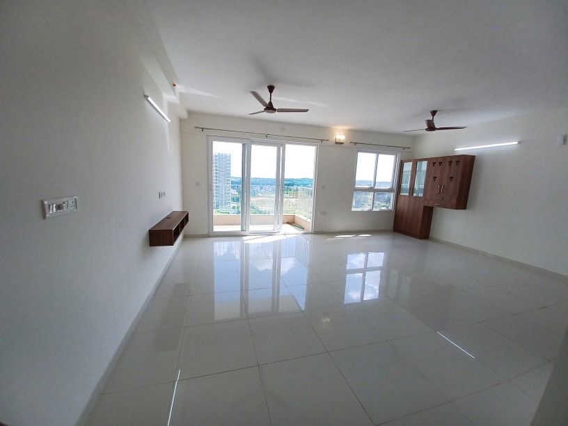 3 BHK 1550 Sq.Ft. Apartment in Bhartiya City Nikoo Homes II