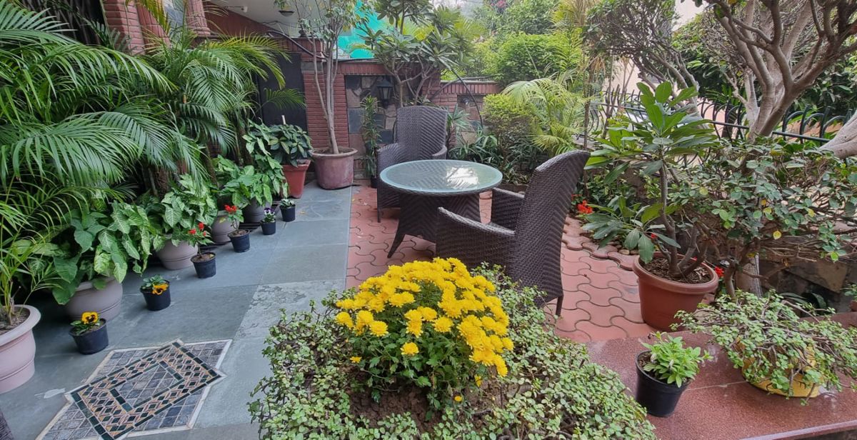 3.5 BHK + Pooja Room,Servant Room,Study Room 270 Sq.Yd. Independent House in Palam Vihar Residents Association