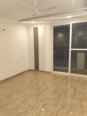 Room in 3 BHK Builder Floor at BPTP District Phase 2, Sector 84 – for Sale